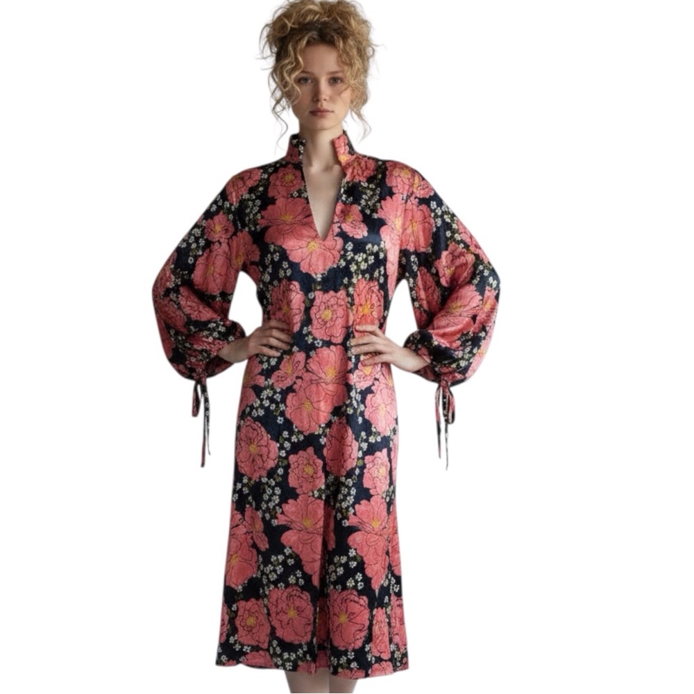 Zara Small-S Artsy Gathered Collar Velour Dress